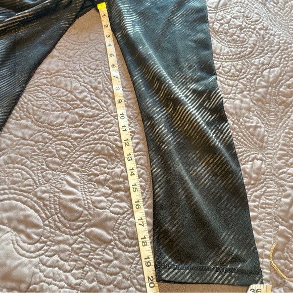 Old Navy| Active Wear Set| Women’s Size Small| Soft| Comfortable| Warm|7/8 Long - Picture 9 of 9